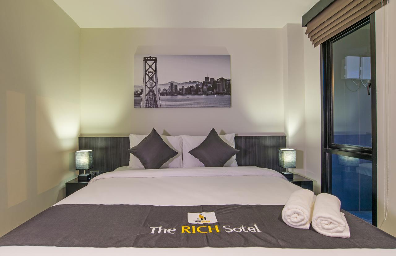 The Rich Sotel Krabi town Exterior foto